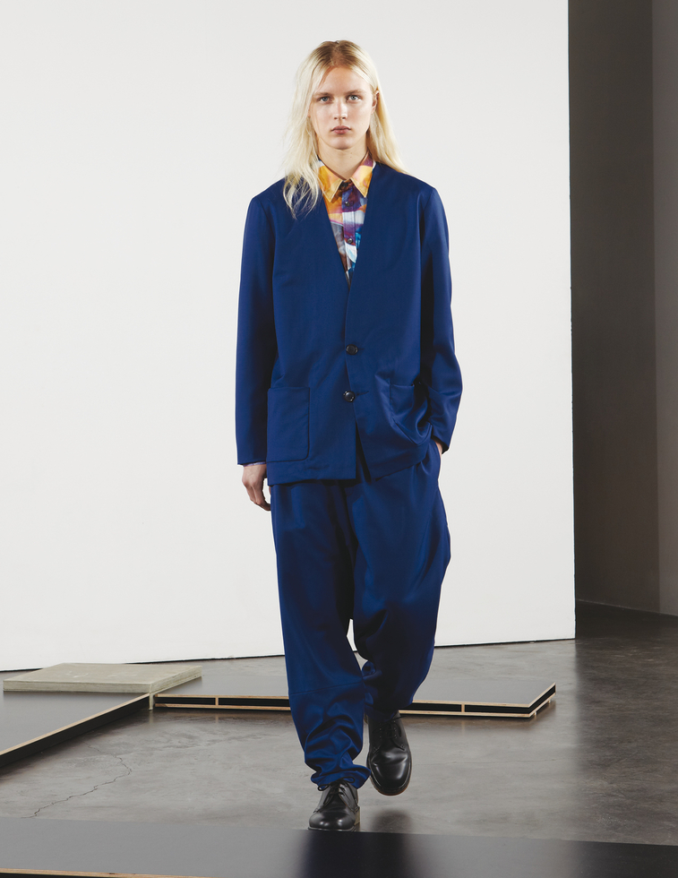 etudes-studio-etudes-v-1056