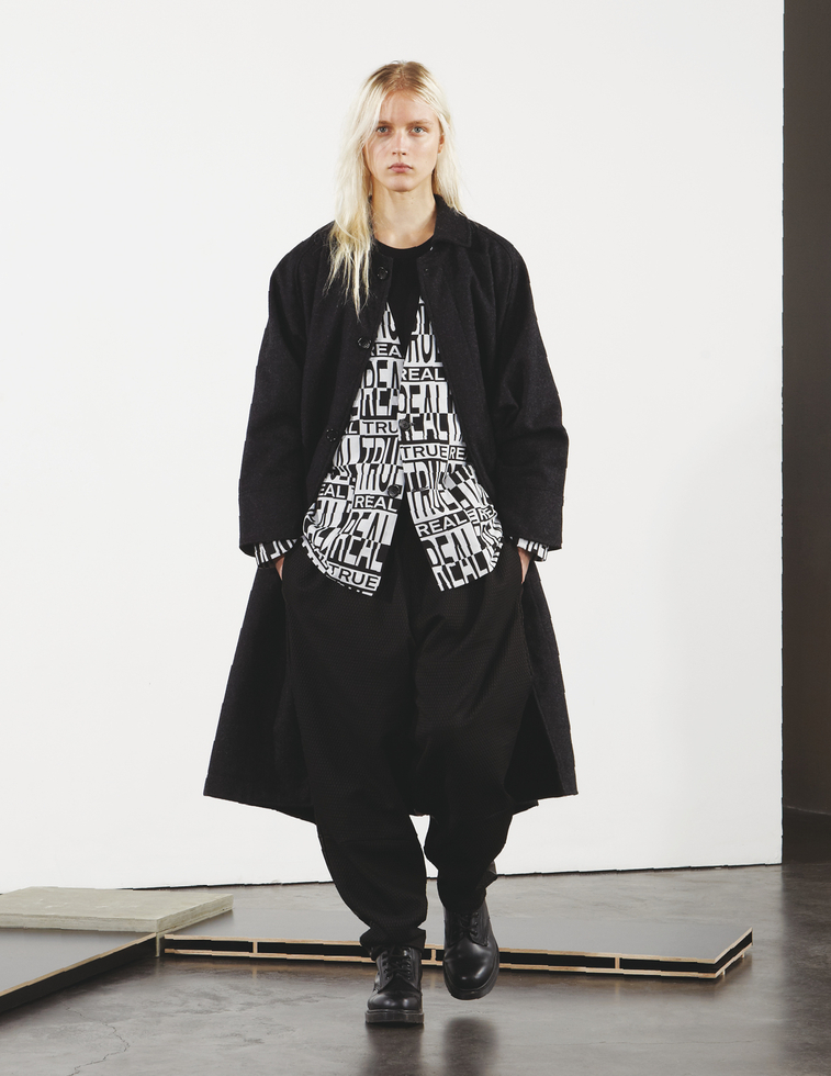 etudes-studio-etudes-v-1059